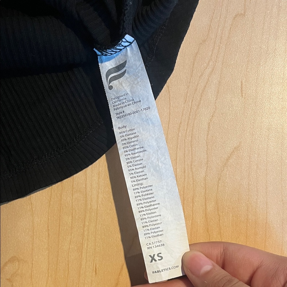 Fabletics Black Ribbed Tank Top - Picture 3 of 4